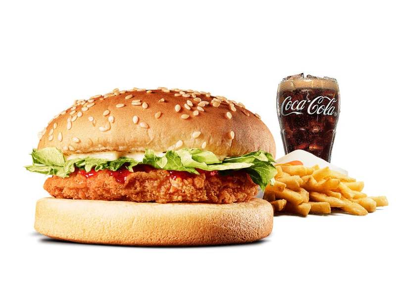 バーガーキング®の“ビッグマウス”は直火焼きだから旨い！炎で焼いた香ばしい100％ビーフから肉の旨味が溢れ出す　ダブルビーフにベーコン8枚「ベーコンブースター」ビーフ3枚に贅沢チーズ「チーズ＆チーズ」