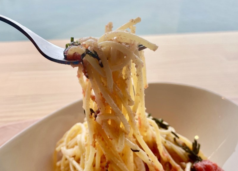 道の駅宇土マリーナにある「GENTOS」で海を眺めながらの贅沢な雰囲気で味わうパスタと音楽