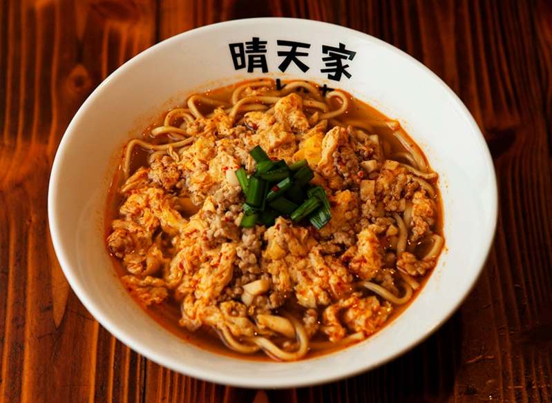 東京都墨田区で大人気の個性的なラーメン店が群馬県高崎市に初上陸！！