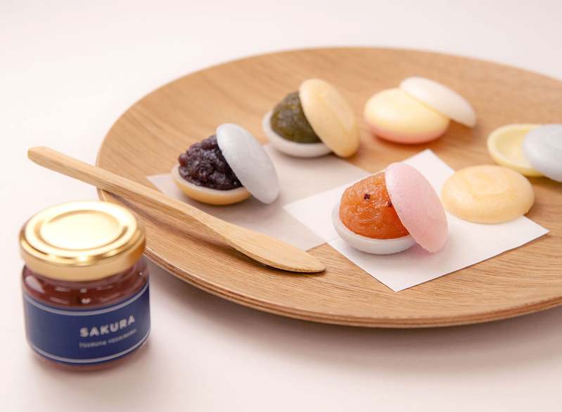 和菓子で”春色”ホワイトデー。京菓子老舗「鶴屋吉信」から、気持ちをつたえる・おすすめのお菓子たちをご紹介します。