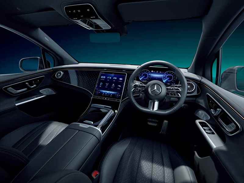 BEVのミドルクラスSUVカテゴリーに新たな旋風を巻き起こす!? メルセデスベンツ「EQE SUV」が発表！
