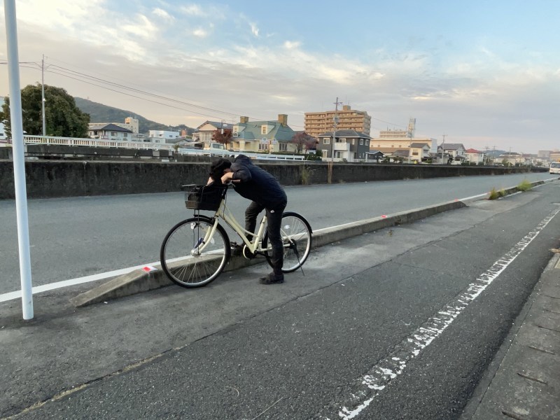 初心者でも大丈夫って書いてあったからママチャリでサイクリングロードに行ってみたら死にそうになった話