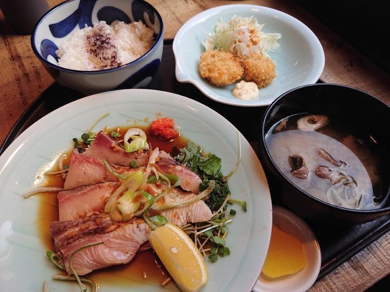 元海鮮料理屋のご主人が営む隠れ家的お店『てまりや食堂』
