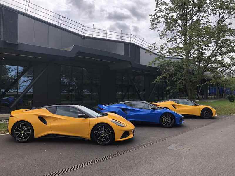 メルセデスAMG製、史上最強の4気筒ターボを搭載したロータス・エミーラに初試乗！