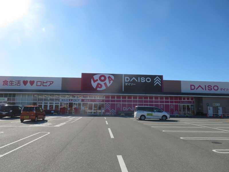 スーパーマーケットの常識を覆す、大胆なチャレンジが随所に！ 「ロピア三田対中店」をレポート