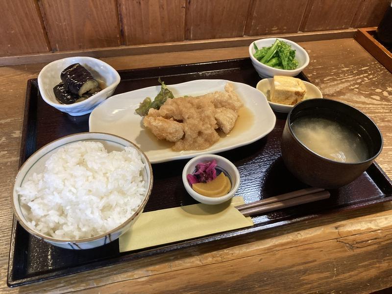 こころに染み渡る優しい味わいの定食！北野『おばんざい たのしや』