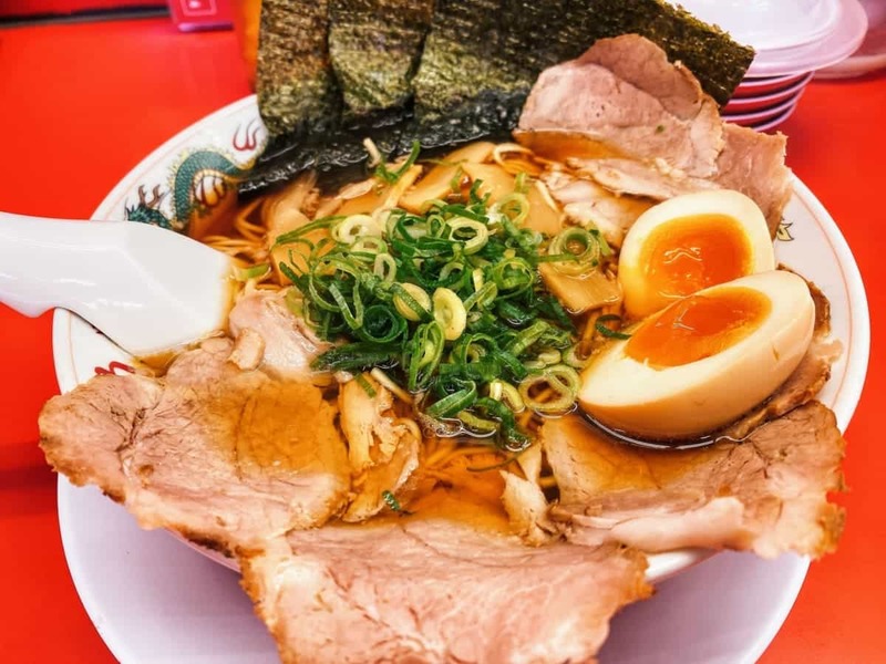 山手幹線ぞいにある「ラーメン魁力屋」で『特製醤油全部のせラーメン』食べてきた【にしつーグルメ】