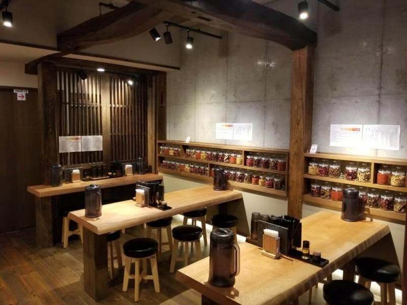 【四川担々麺 赤い鯨 赤坂・人形町】ご好評につき定番化決定！インスパイア系担々麺「赤い九治郎」をレギュラー販売