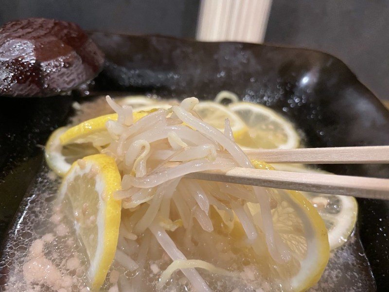 【熊本市中央区】ジョイフルは24時間営業してるとこ少なくなったけど「黄金ラーメン」は今も24時間営業！驚愕ビジュアルの三代目レモンラーメンを喰らう