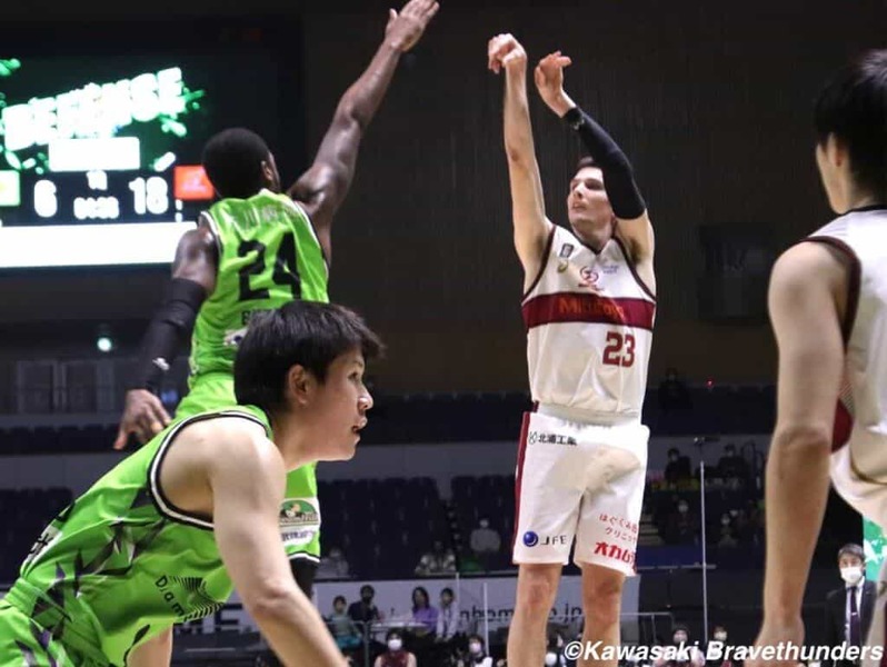 【Bリーグ】北海道が追い上げるも最後は100点ゲームで川崎が久々の試合を勝利/ニック