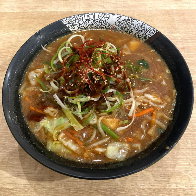 【ドライバーズグルメ“ドラグル”】愛知県岡崎市の「八丁味噌野菜らぁめん」