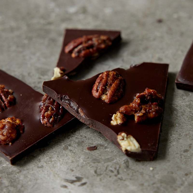 【DEAN & DELUCA】日本初上陸のショコラトリー「CYRIL LIGNAC」が登場。国内外から個性豊かなラインナップがそろうCHOCOLATE COLLECTION 2024