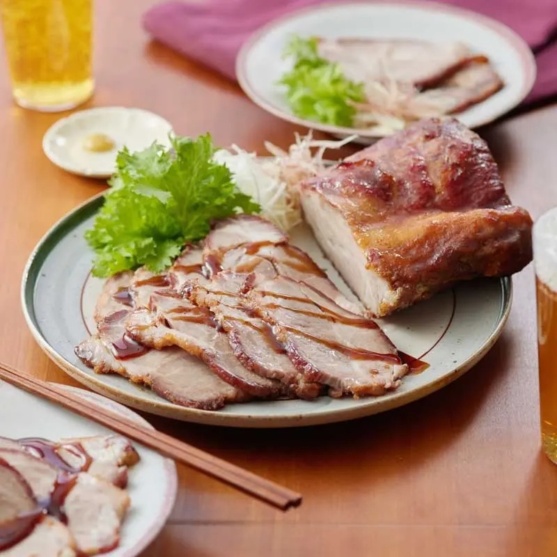 【横浜高島屋】地元横浜の人気店3ブランドが美食の競演！［ハングリータイガー］×［尾島商店］×［梅や］横浜高島屋でしか味わえない＜3種の愛盛弁当＞を数量限定・期間限定発売。