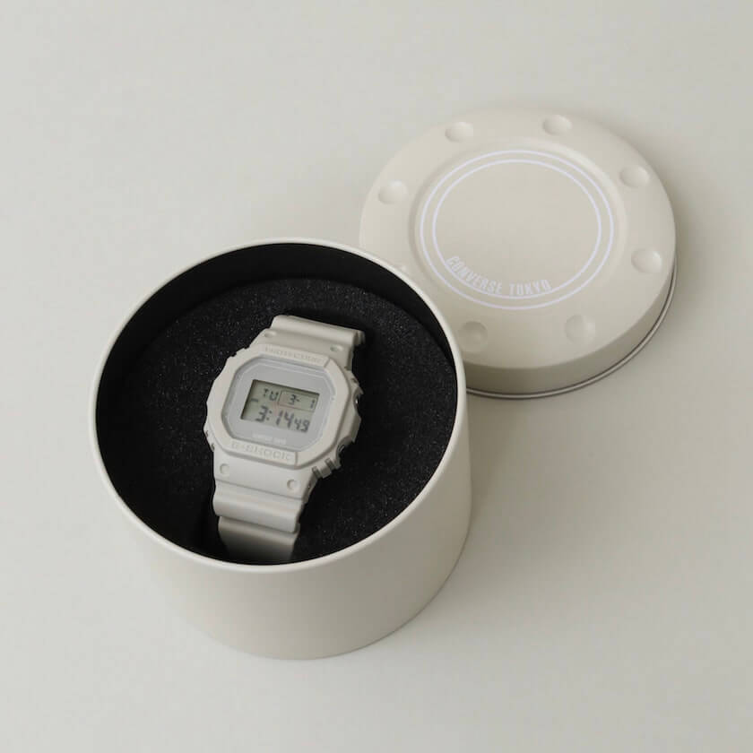 「コンバーストウキョウ」が「G-SHOCK」とコラボ ユニセックスで使えるグレージュカラーのウォッチを発売
