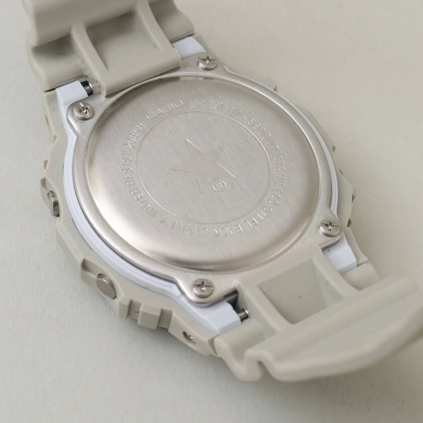 「コンバーストウキョウ」が「G-SHOCK」とコラボ ユニセックスで使えるグレージュカラーのウォッチを発売