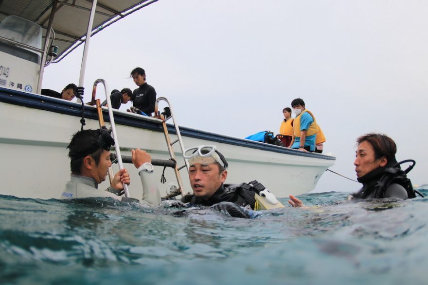 沖縄・恩納村で障がい者がダイビングに挑戦！想像よりもハードルは高くなかった。モニターツアーレポ