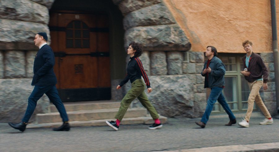 映画『ギャング・カルテット 世紀の強盗アンサンブル』 とぼけた強盗団が〈伝統の至宝〉に挑む! 痛快おしゃれコメディ。