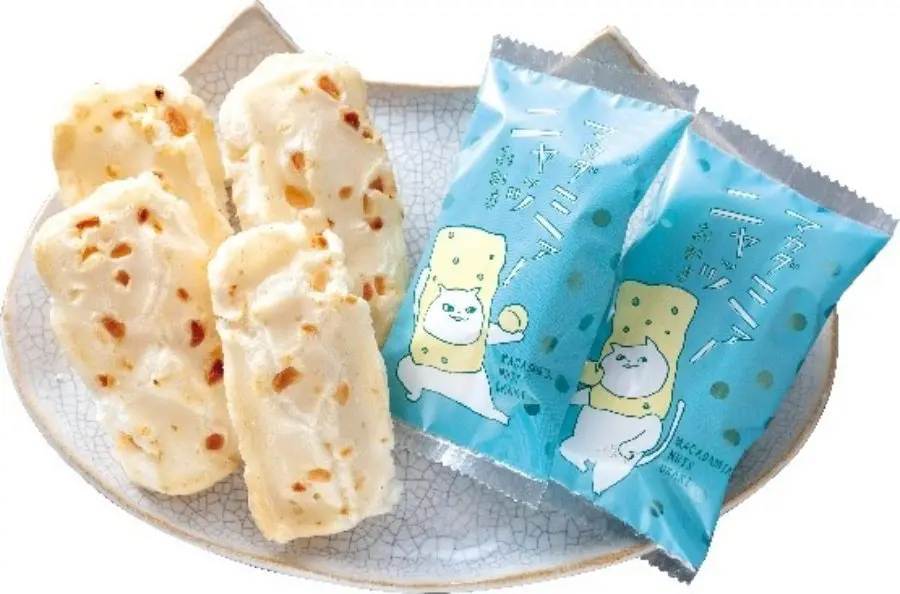 外箱にも個包装にもニャンコがいっぱい「マカダミアニャッツBOX」発売