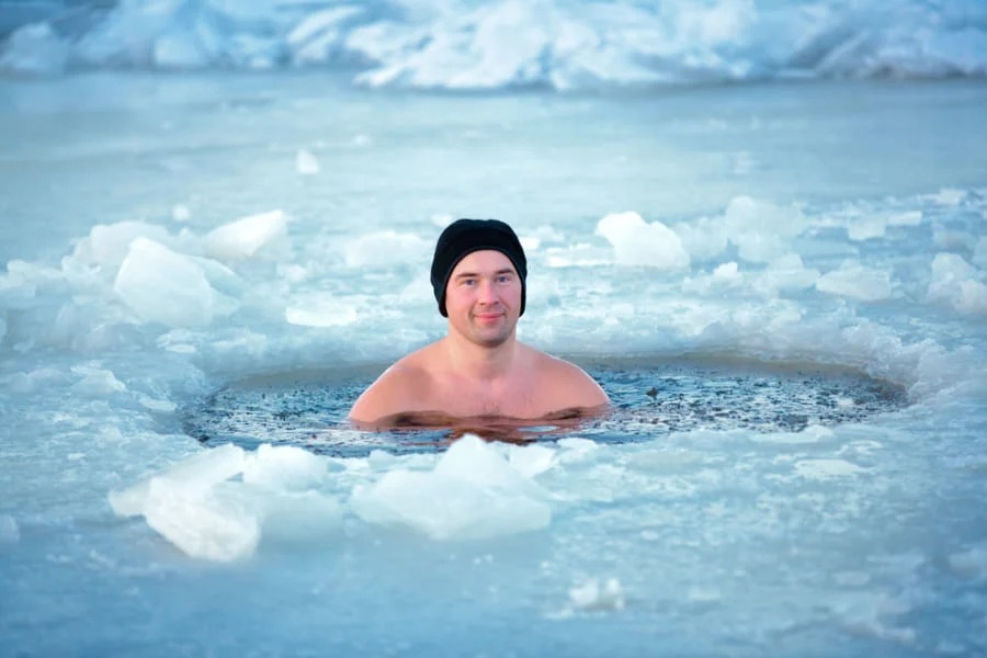 世界初、”寒中水泳”をする人から「認知症を予防するタンパク質」を検出！