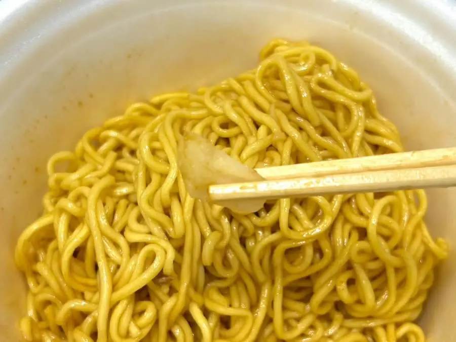 エースコックの「名もなき下敷きスパゲッティ味」を実食！お弁当のあの味がカップ麺で完全再現