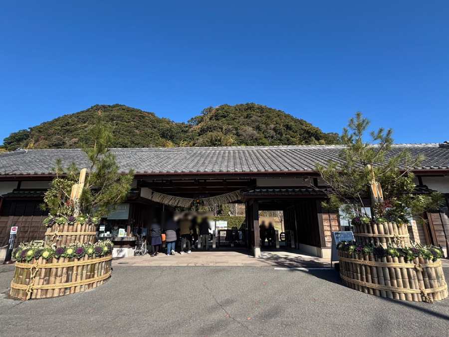 鹿児島・仙厳園の「猫神社」が遷座　新たな鎮座地を参拝してきた