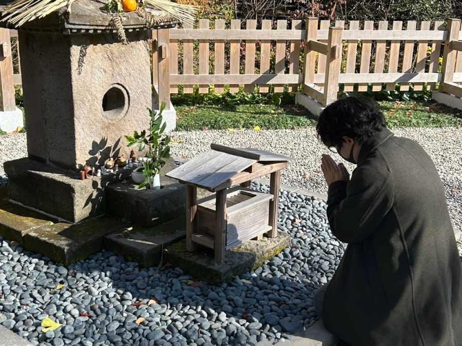 鹿児島・仙厳園の「猫神社」が遷座　新たな鎮座地を参拝してきた