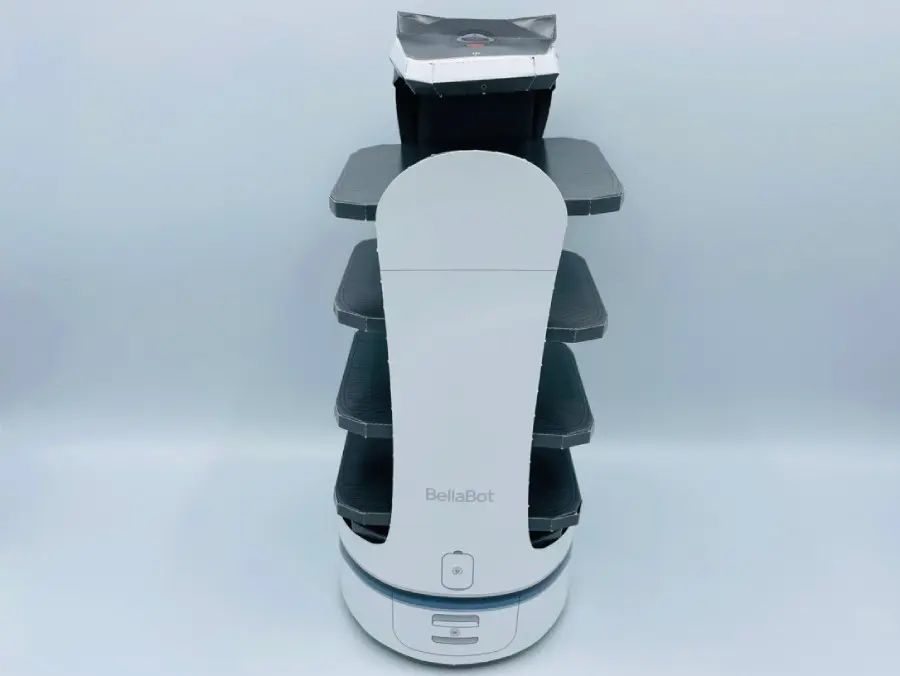 猫型配膳ロボット「ベラボット」のペーパークラフトに挑戦　大人でもかかった時間はなんと2時間！